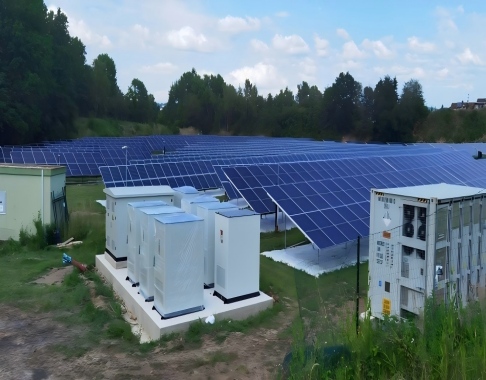  Mid-sized Industrial Energy Storage Systems